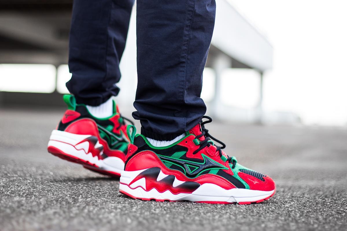 mizuno-x-la-mjc-wave-rider-1-